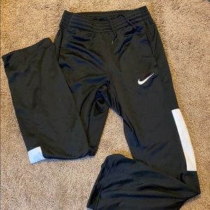 Black nike sweats
